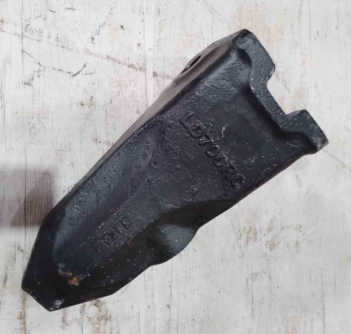 Коронка ковша LD700RC Black Rock для спецтехники 
