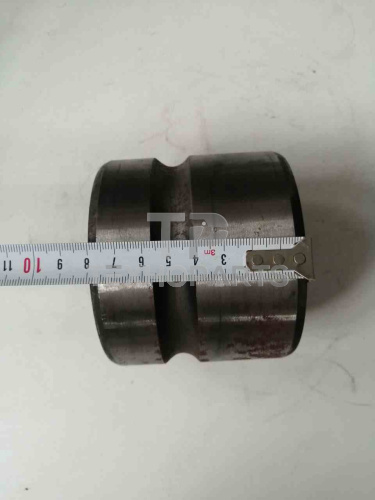 Втулка нижняя BR750S/H/31-1 Black Rock для спецтехники Втулка нижняя BR750S/H/31-1 Black Rock для спецтехники