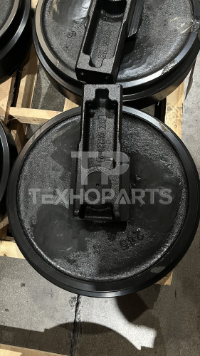 Колесо направляющее 270-00063B DX225LCA Black Rock для спецтехники 