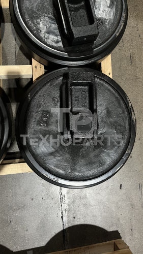 Колесо направляющее 20Y-30-00322 PC200-8 Black Rock для спецтехники 