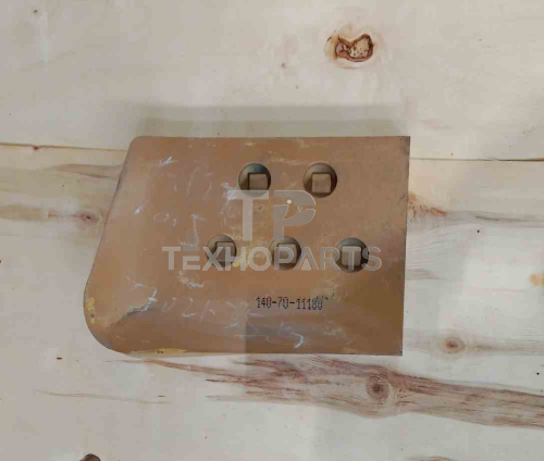 Нож боковой правый 140-70-11180 D65A-6 (27MnTiB) SUNMACH для спецтехники 