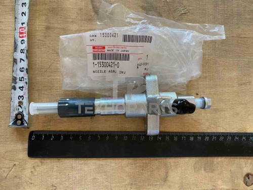 Форсунка 1153004210 SC240.8 ISUZU для спецтехники 